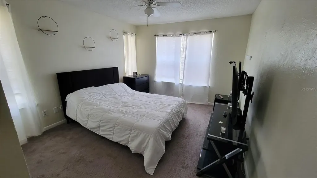 4400 Thornbriar Lane Orlando FL 32822