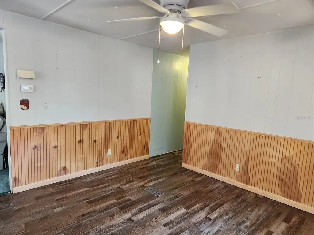 2289 Cr 436a Lake Panasoffkee FL 33538