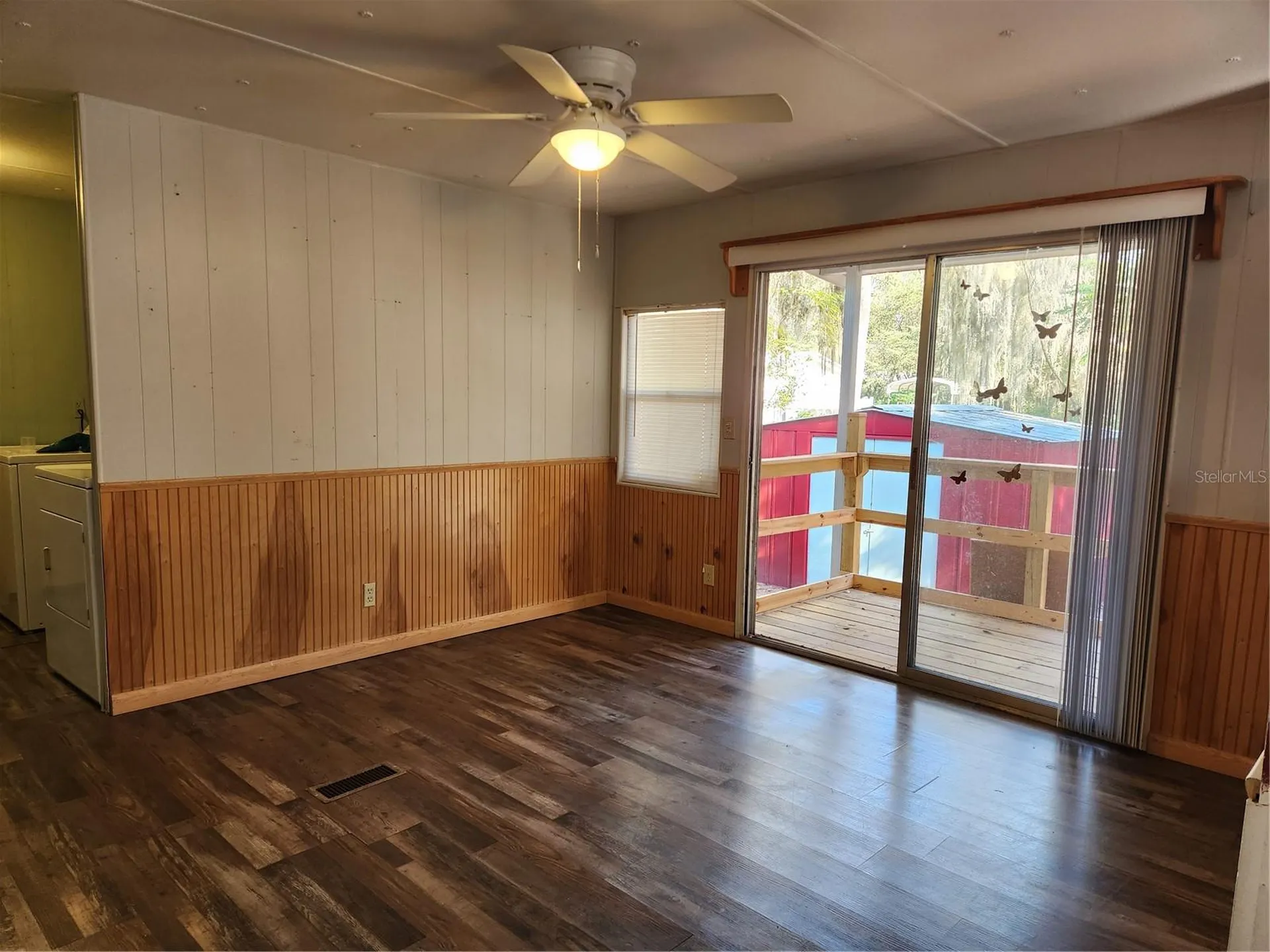 2289 Cr 436a Lake Panasoffkee FL 33538