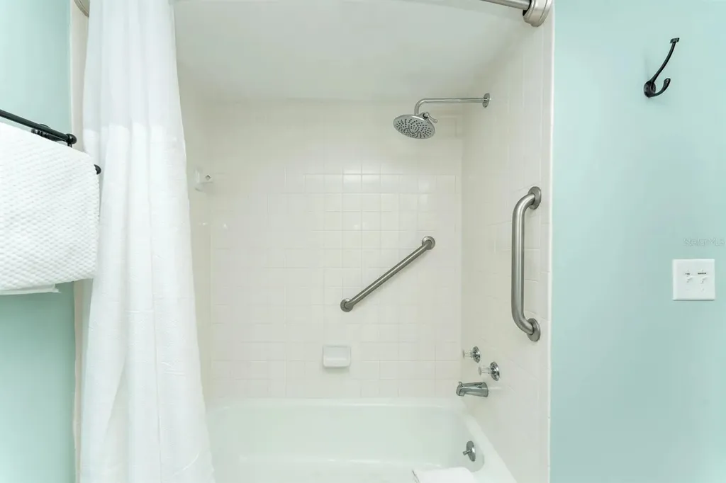 1513 Ocean Shore Boulevard Ormond Beach FL 32176