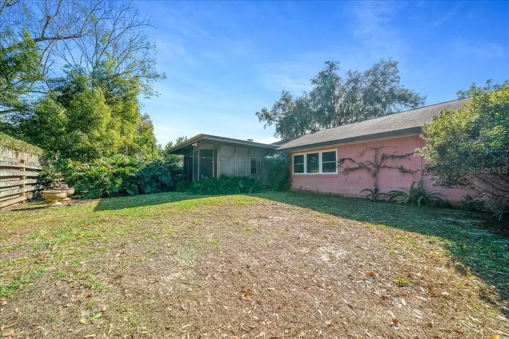 2147 NE 7th Street Ocala FL 34470