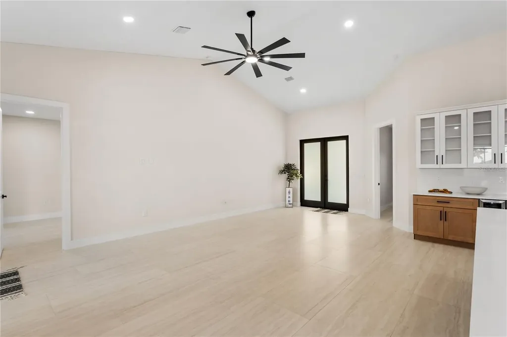 1711 SW 3rd Street Cape Coral FL 33991