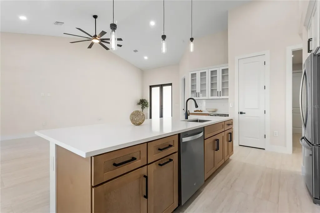 1711 SW 3rd Street Cape Coral FL 33991