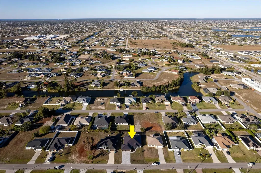 1711 SW 3rd Street Cape Coral FL 33991