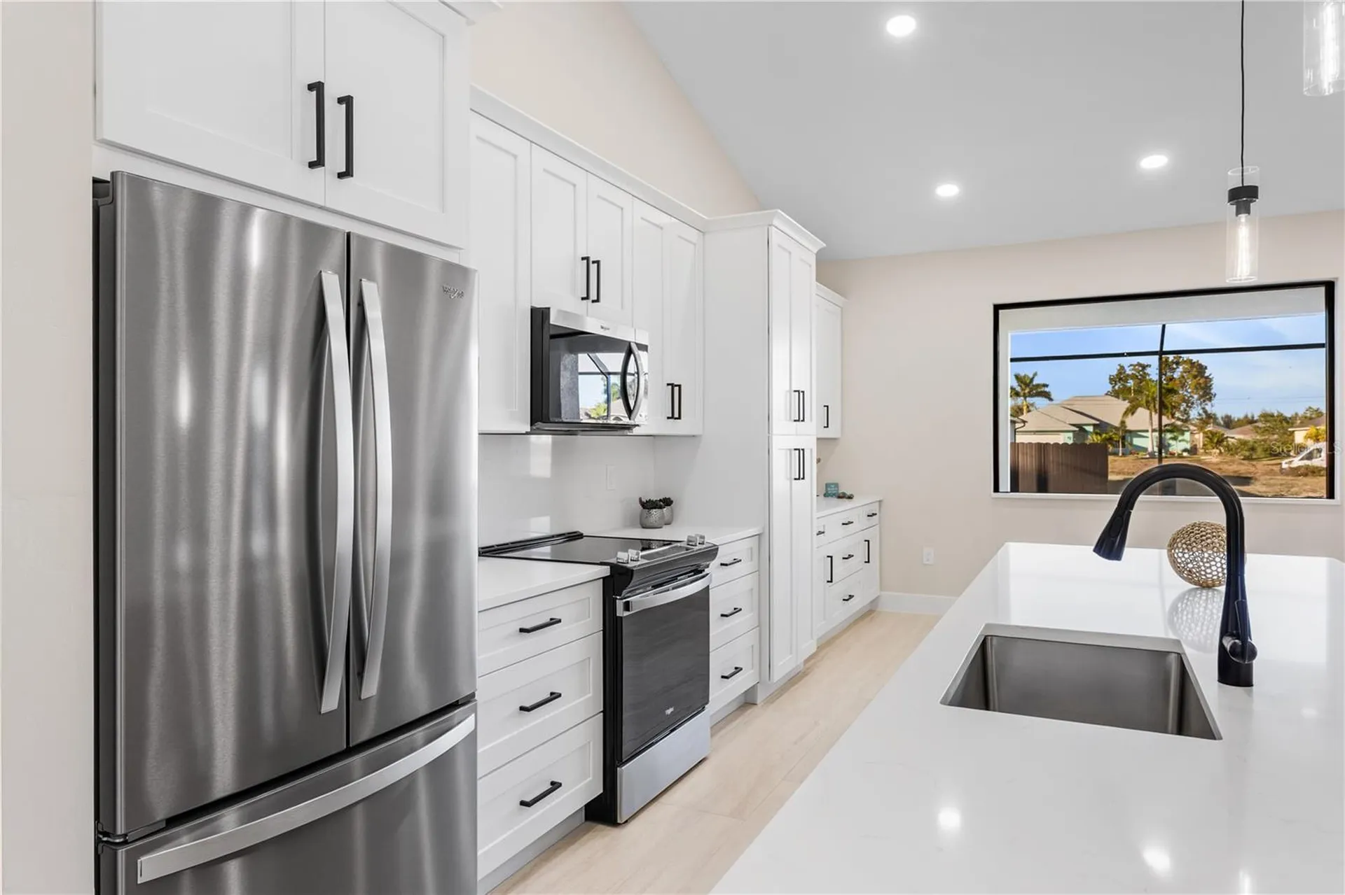 1711 SW 3rd Street Cape Coral FL 33991