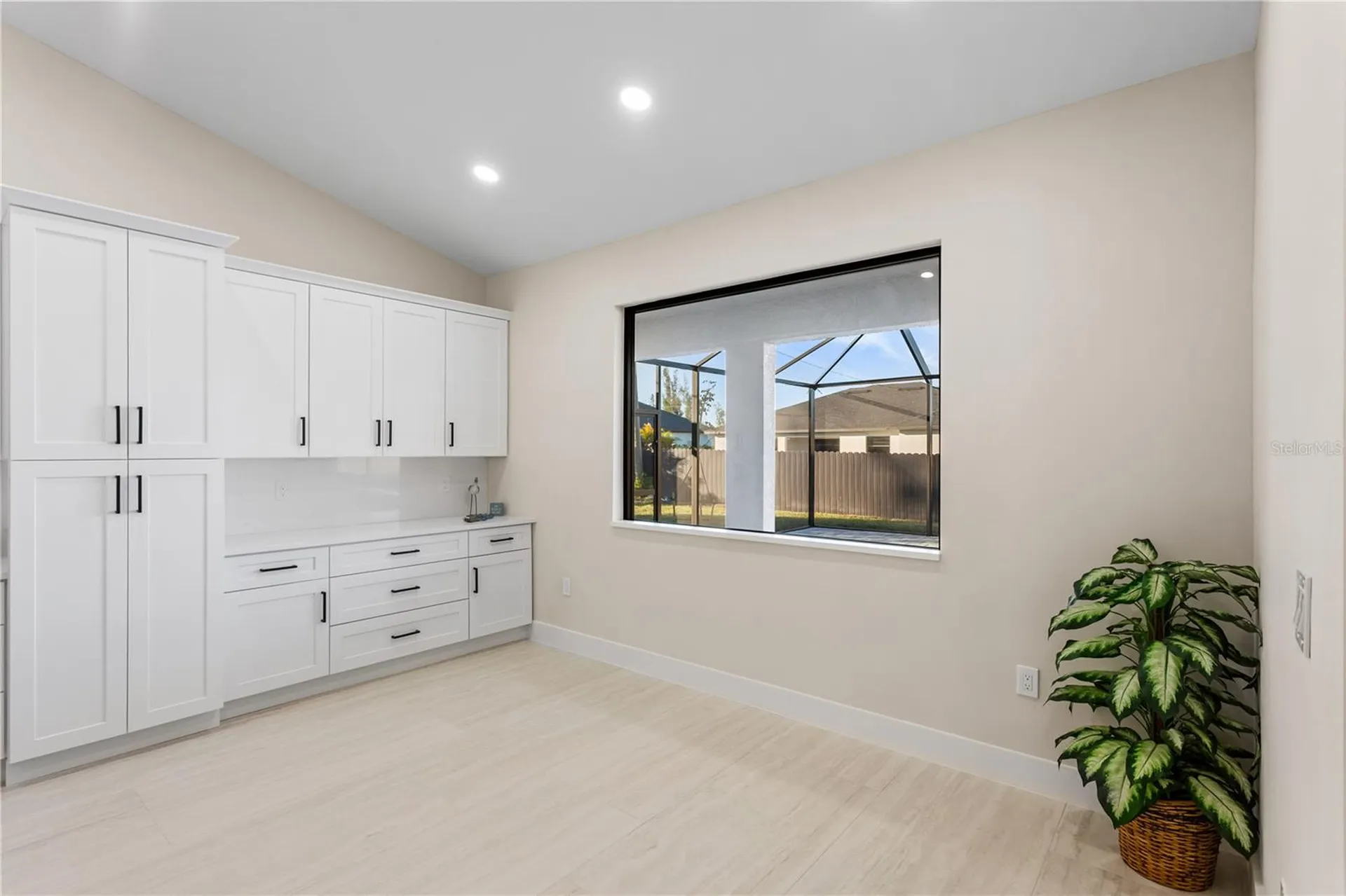 1711 SW 3rd Street Cape Coral FL 33991