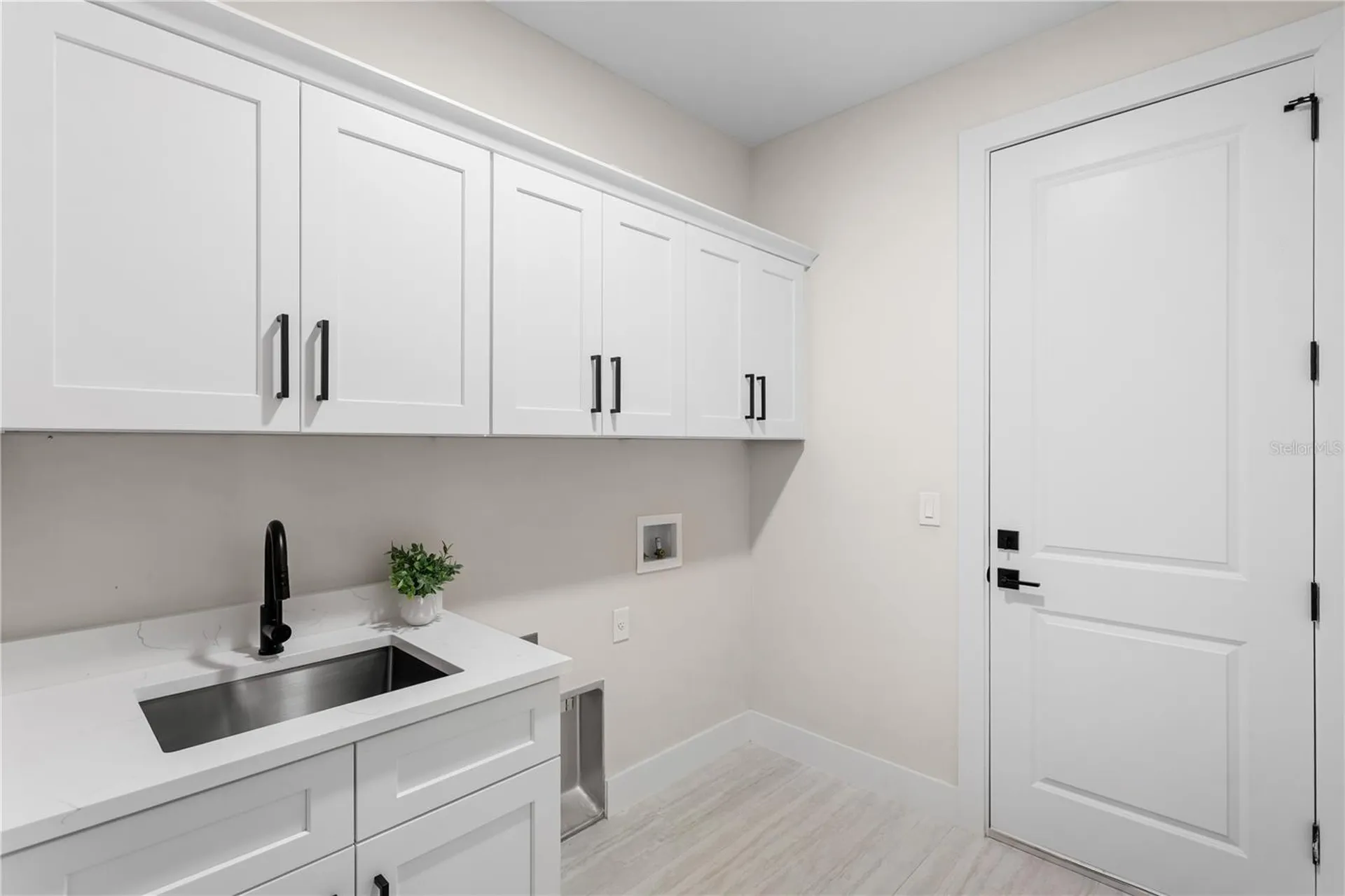 1711 SW 3rd Street Cape Coral FL 33991