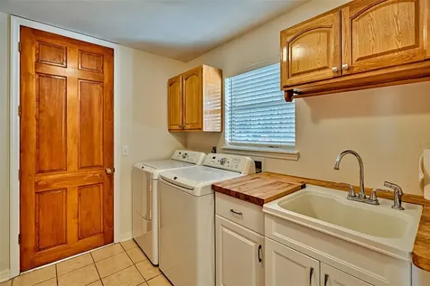 23 NW 48th Boulevard Gainesville FL 32607