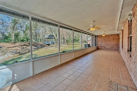 23 NW 48th Boulevard Gainesville FL 32607