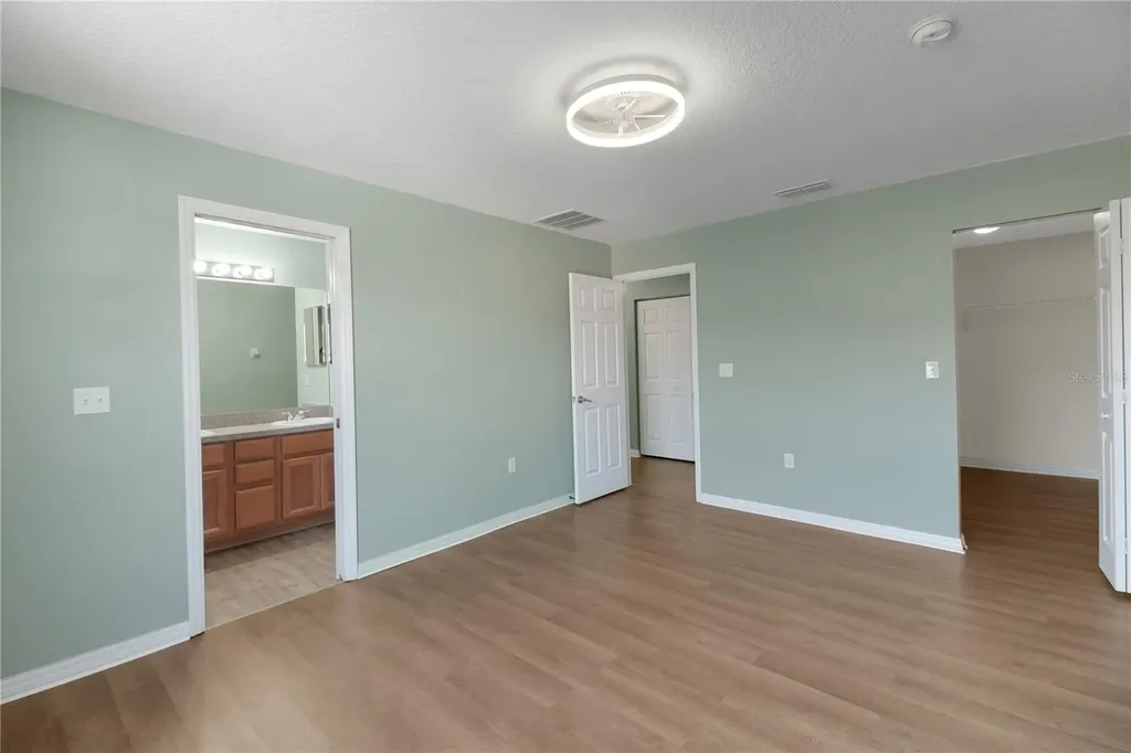12392 NE 48th Loop Oxford FL 34484