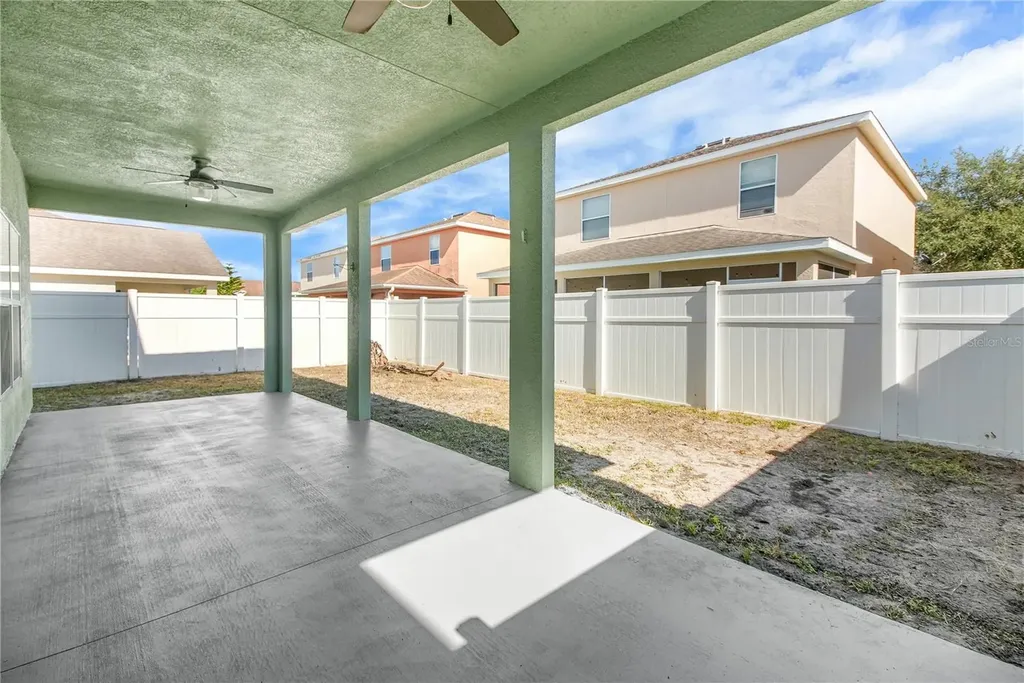 12392 NE 48th Loop Oxford FL 34484