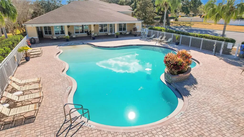 12392 NE 48th Loop Oxford FL 34484