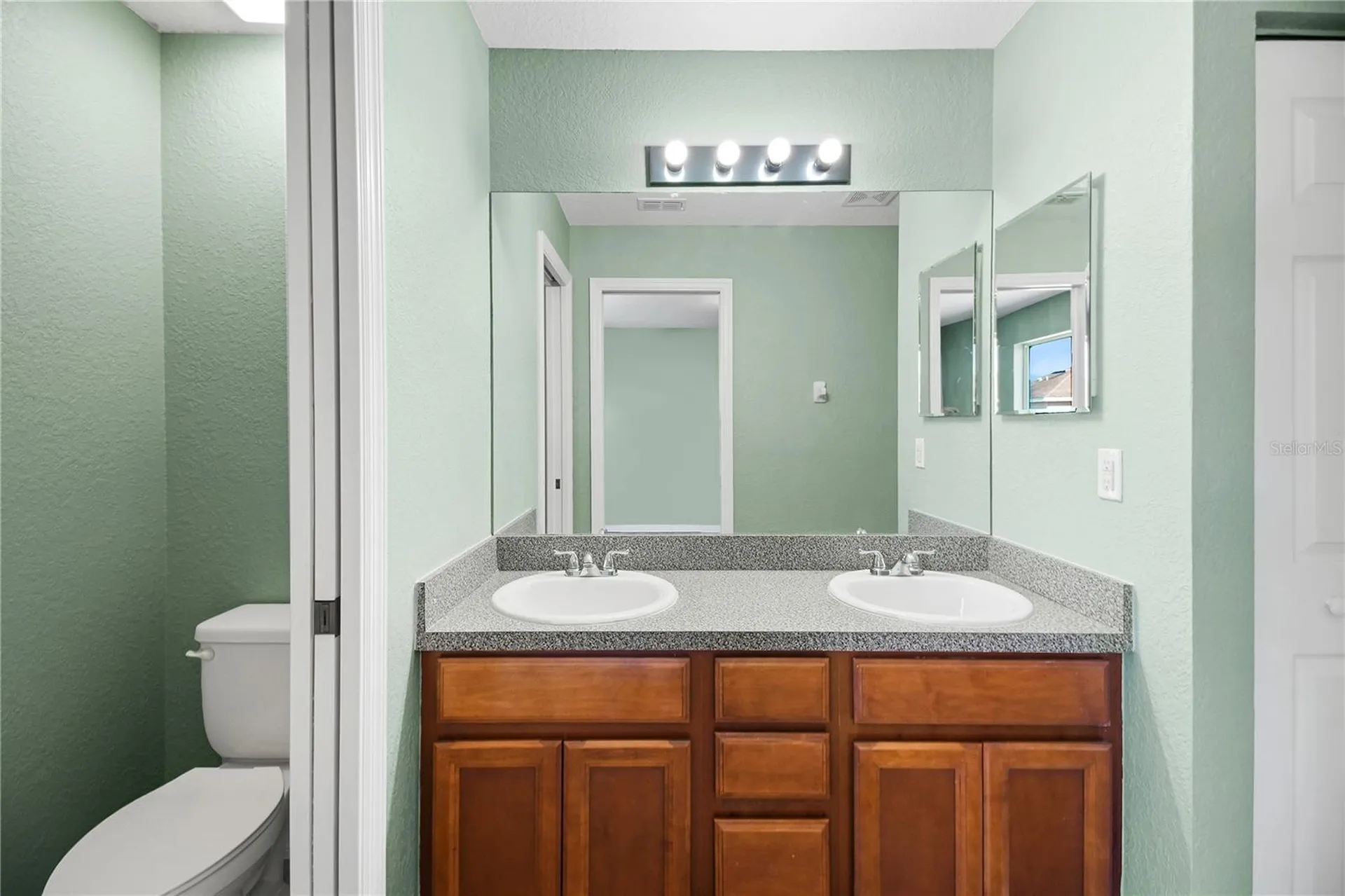 12392 NE 48th Loop Oxford FL 34484