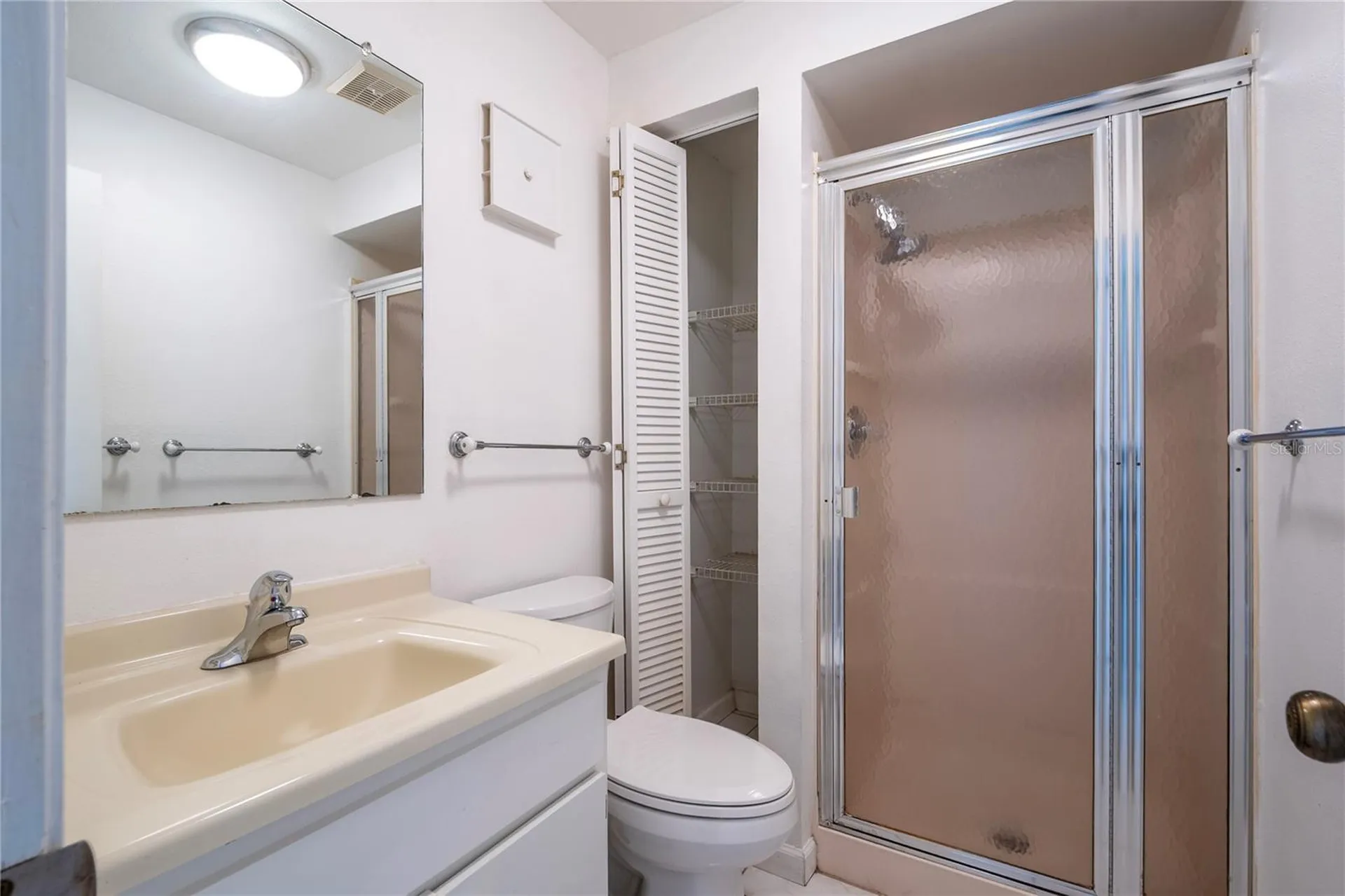 2452 Enterprise Road Clearwater FL 33763