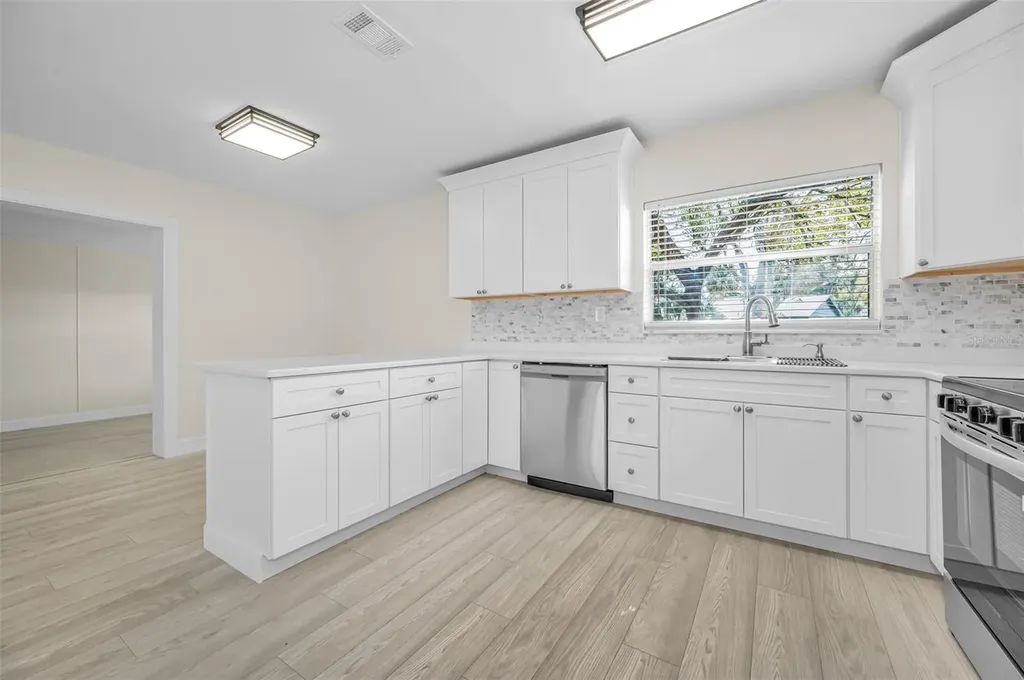 6412 Wingfoot Circle Tampa FL 33634