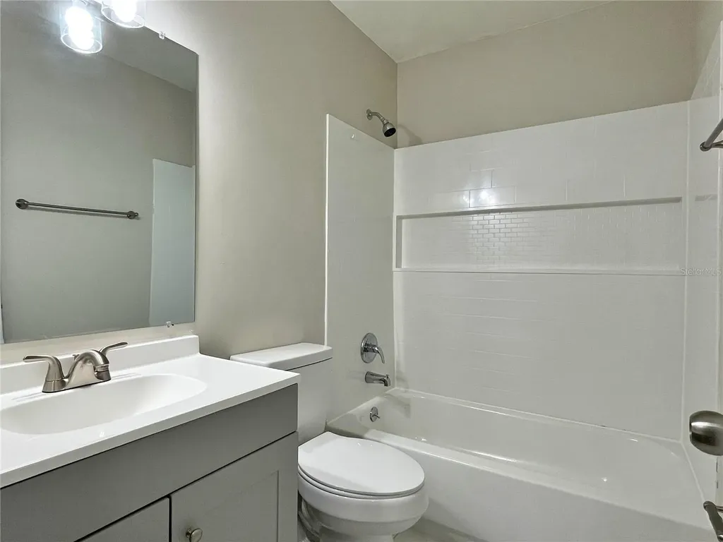 702 Saint Matthew Circle Altamonte Springs FL 32714