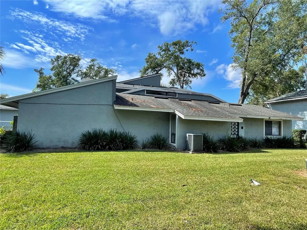 702 Saint Matthew Circle Altamonte Springs FL 32714
