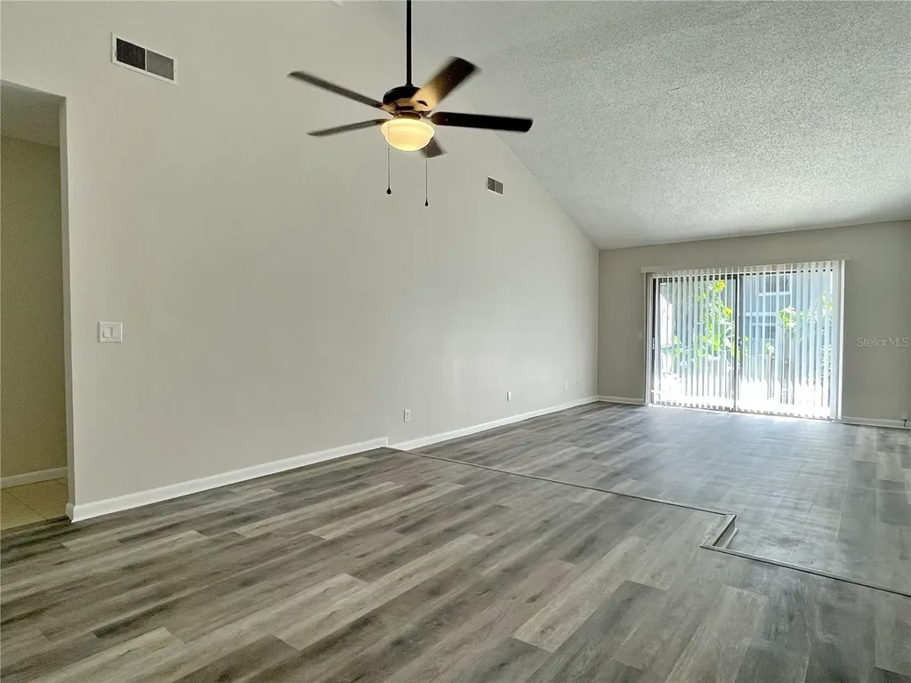 702 Saint Matthew Circle Altamonte Springs FL 32714