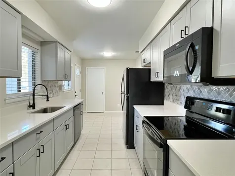702 Saint Matthew Circle Altamonte Springs FL 32714