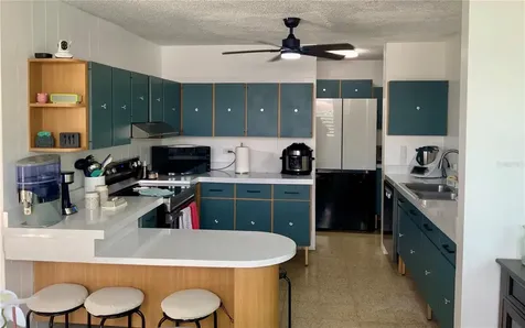 A 1, Villas Del Parque Y Estancias Guaynabo PR 00969