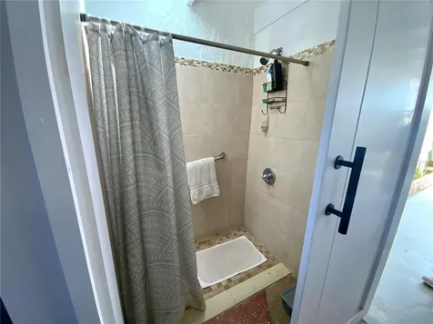 A 1, Villas Del Parque Y Estancias Guaynabo PR 00969