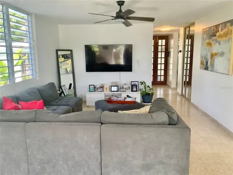 A 1, Villas Del Parque Y Estancias Guaynabo PR 00969