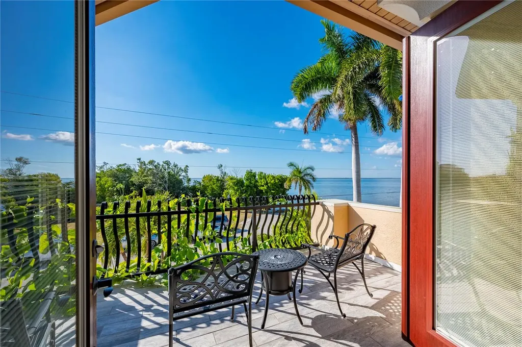48 Colony Point Drive Punta Gorda FL 33950