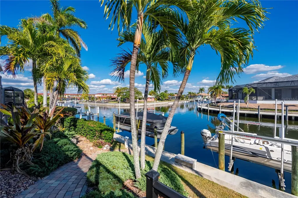 48 Colony Point Drive Punta Gorda FL 33950