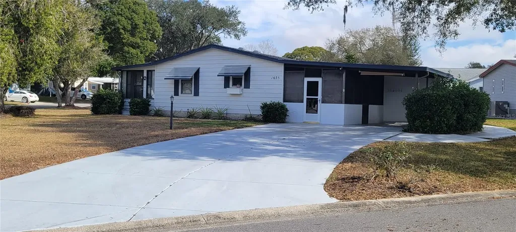 1635 Pinehurst Drive The Villages FL 32159