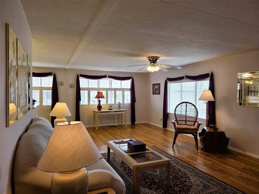 302 Oakwood Boulevard W Sarasota FL 34237
