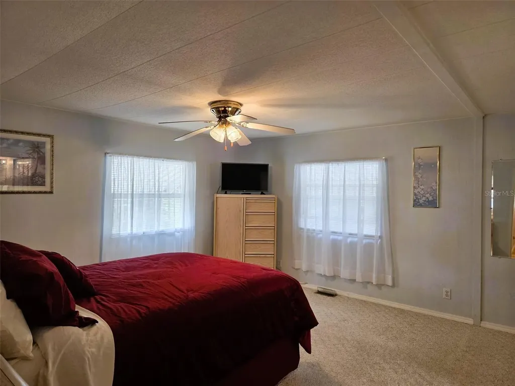 302 Oakwood Boulevard W Sarasota FL 34237