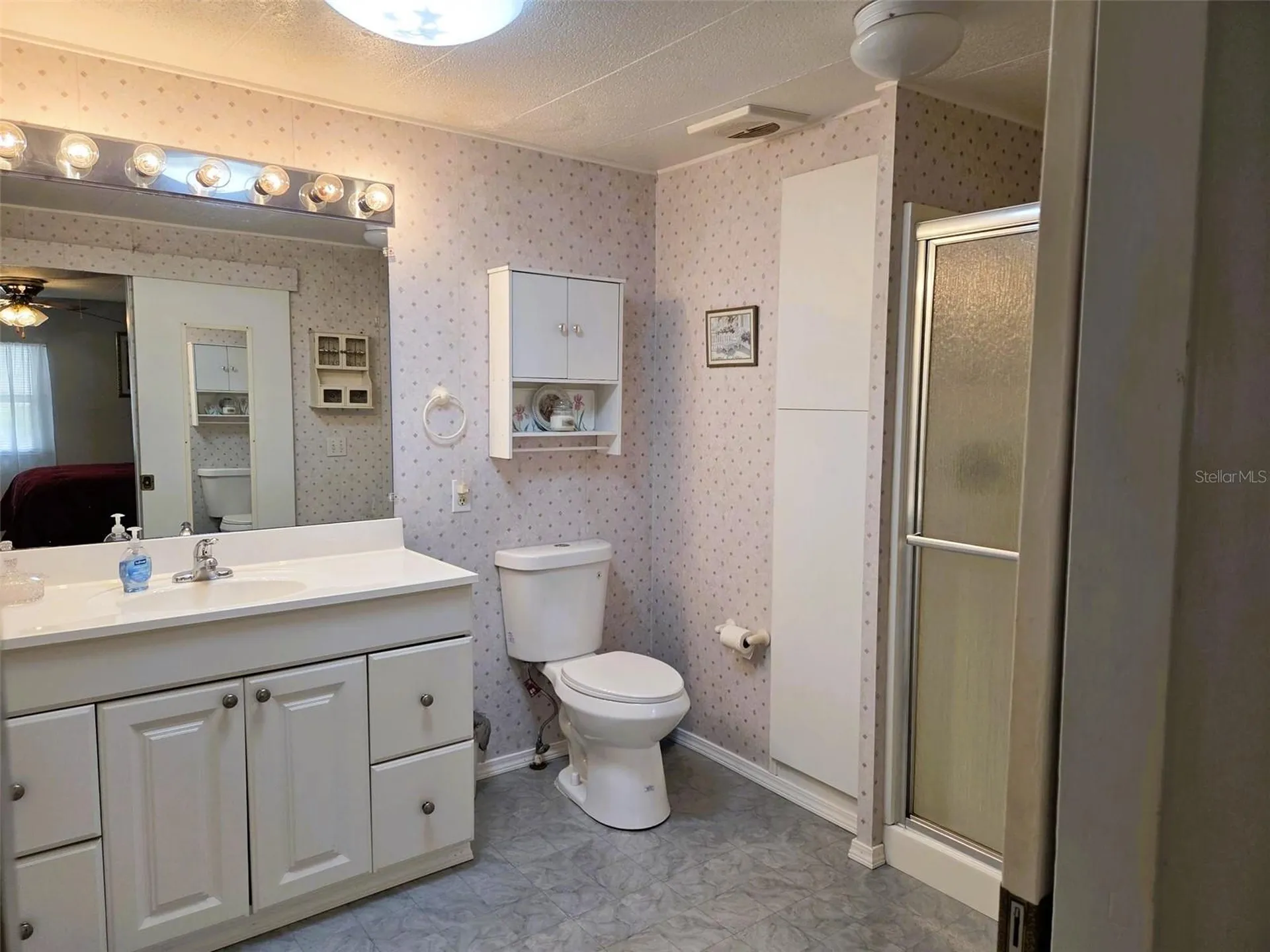 302 Oakwood Boulevard W Sarasota FL 34237