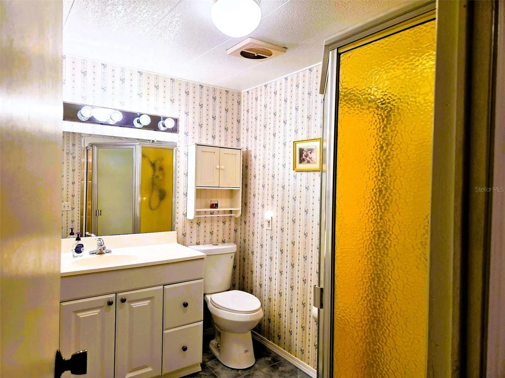 302 Oakwood Boulevard W Sarasota FL 34237