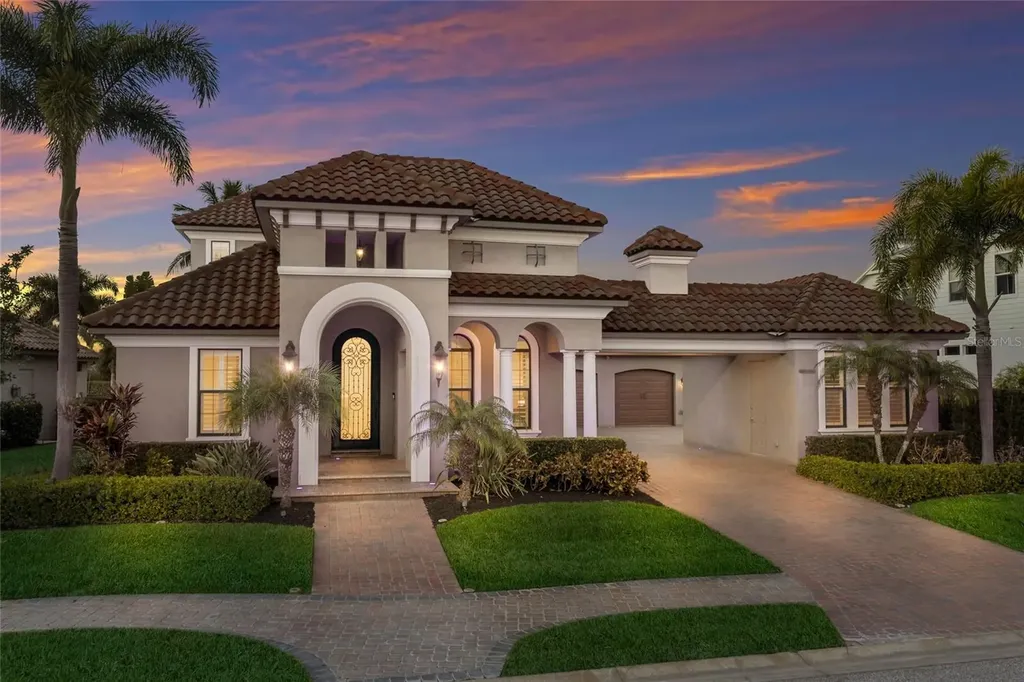 512 Mast Drive Bradenton FL 34208