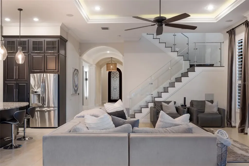 512 Mast Drive Bradenton FL 34208