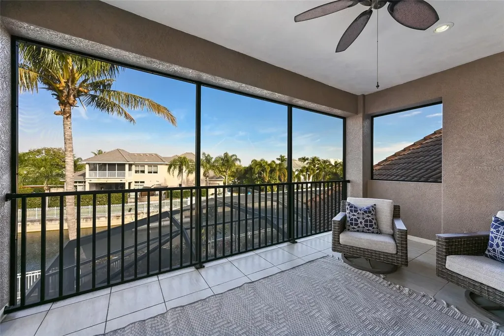 512 Mast Drive Bradenton FL 34208
