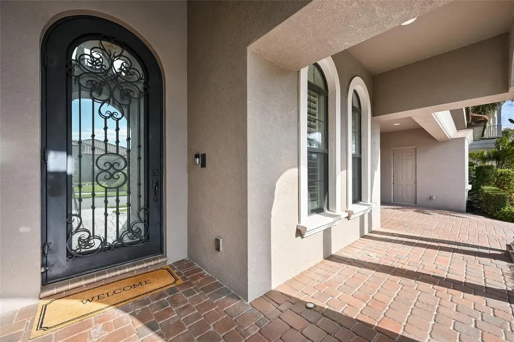 512 Mast Drive Bradenton FL 34208