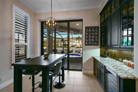 512 Mast Drive Bradenton FL 34208
