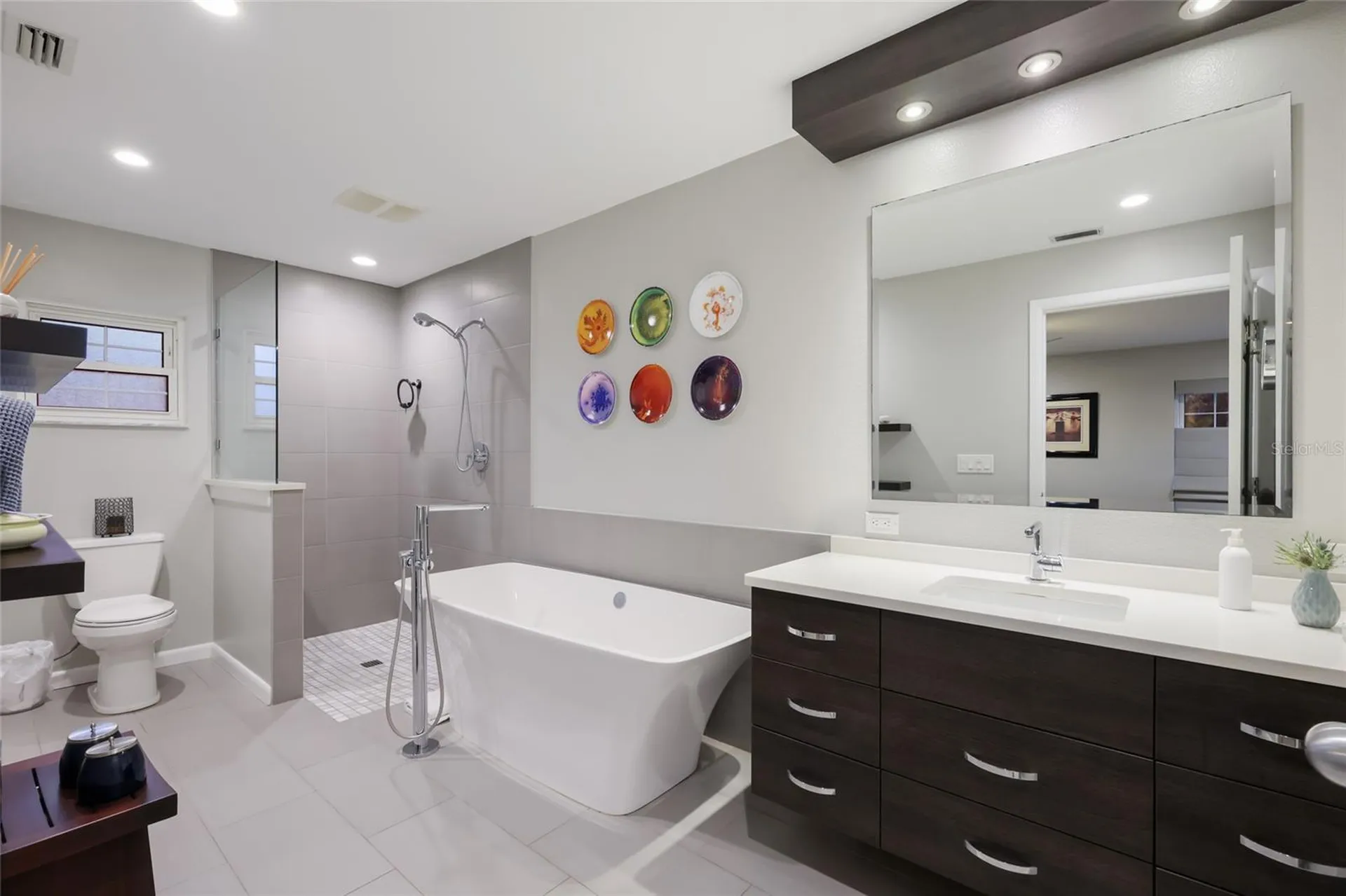 428 Sapphire Drive Sarasota FL 34234