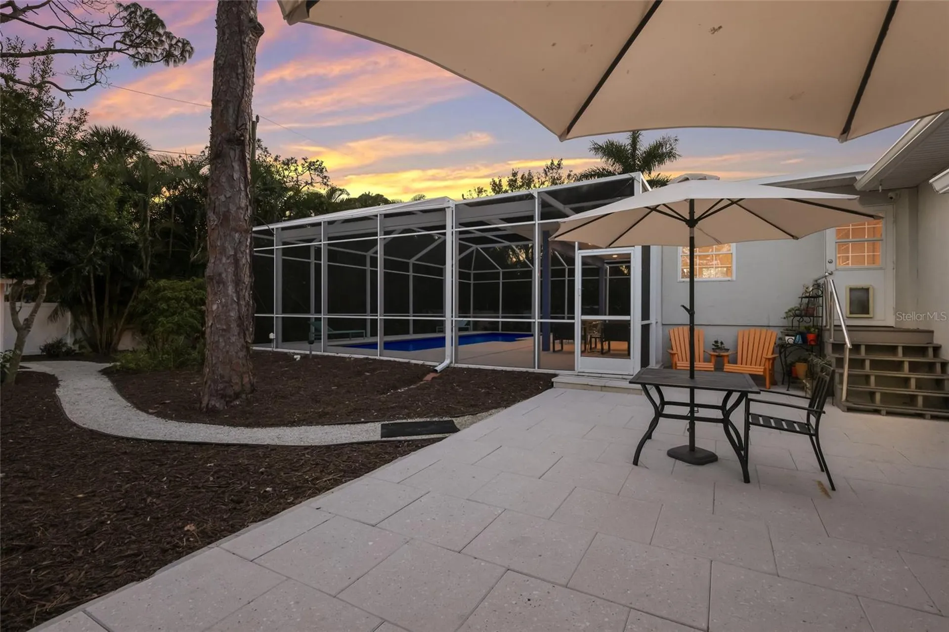 428 Sapphire Drive Sarasota FL 34234