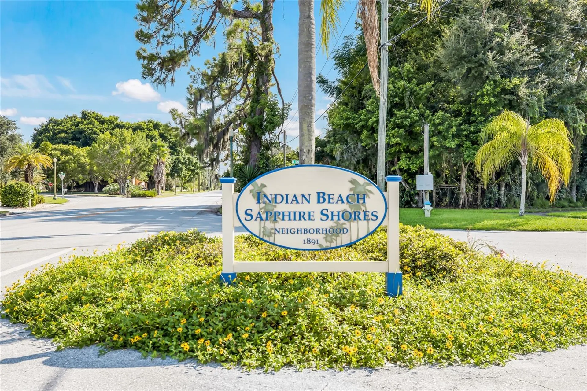 428 Sapphire Drive Sarasota FL 34234