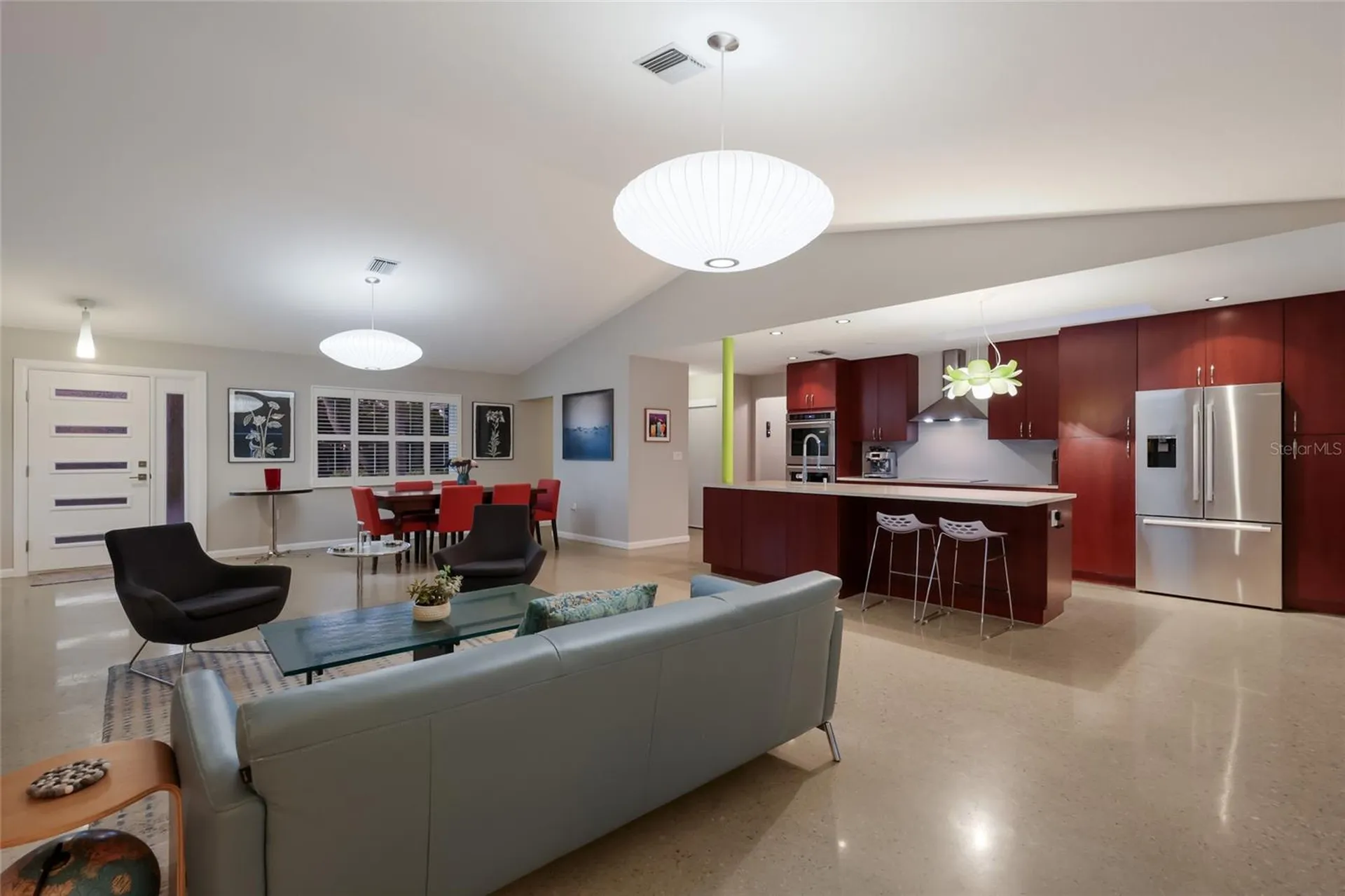 428 Sapphire Drive Sarasota FL 34234