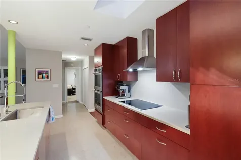 428 Sapphire Drive Sarasota FL 34234
