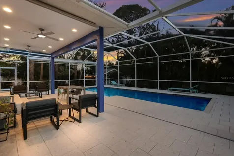 428 Sapphire Drive Sarasota FL 34234