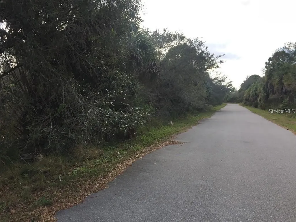Lot 9 Honeycomb Circle North Port FL 34291