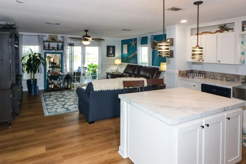 12116 SW County Road 769 Lake Suzy FL 34269