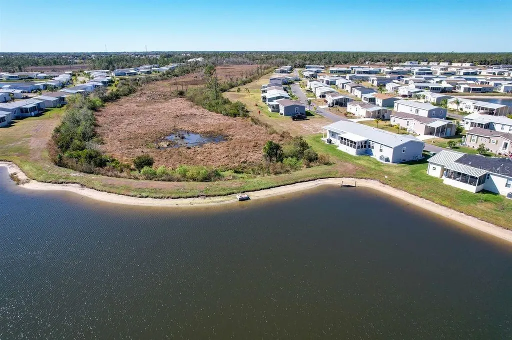 12116 SW County Road 769 Lake Suzy FL 34269