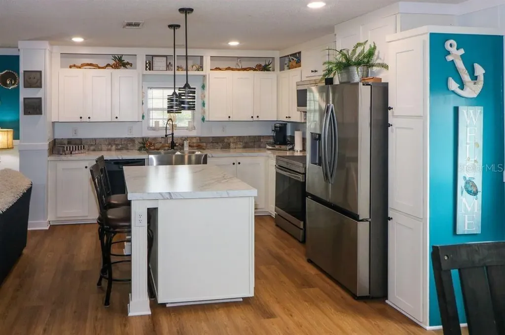 12116 SW County Road 769 Lake Suzy FL 34269