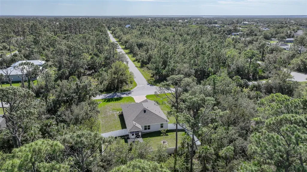 17500 Robinson Avenue Port Charlotte FL 33948