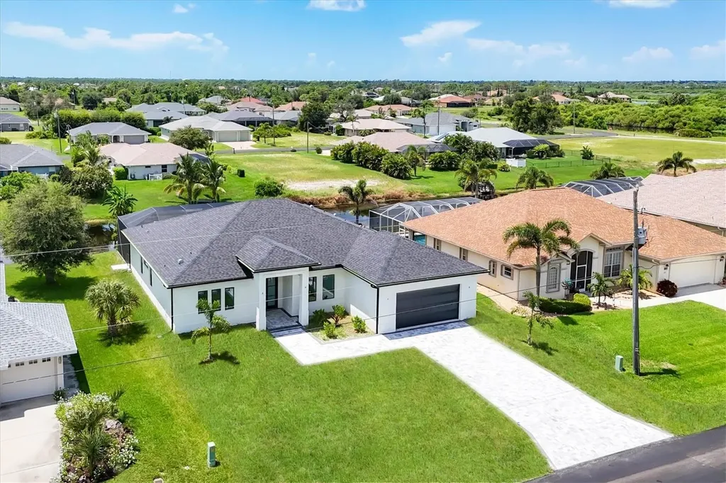 177 Medalist Road Rotonda West FL 33947